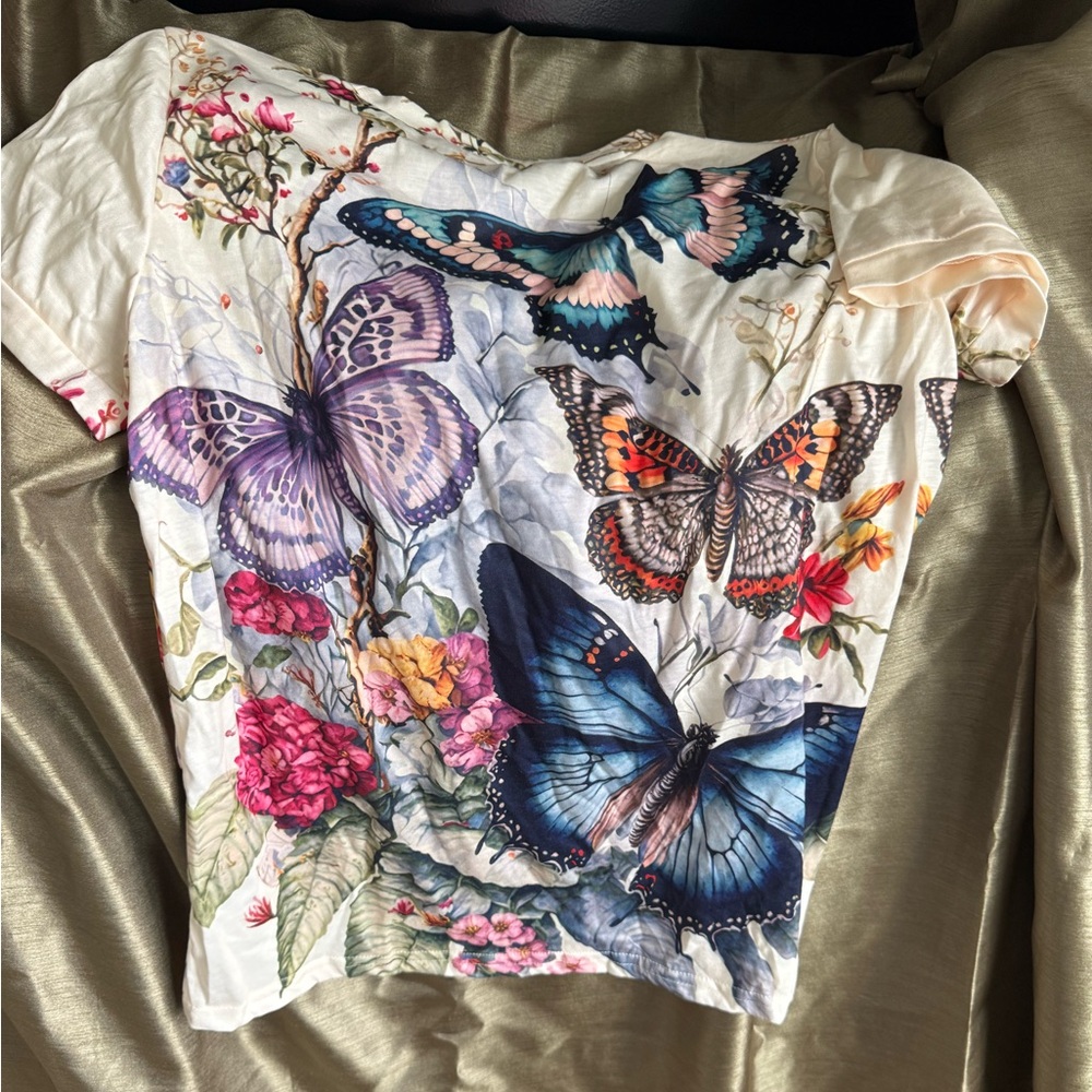 Floral Butterfly Print Women's Top - Picture 2 of 3